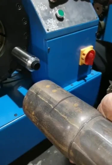 Máquina encogedora de tubos de acero para tubos de acero de diferentes tamaños